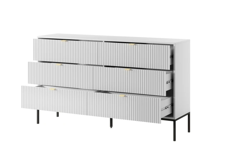 Piaski 23 06 28 Nova Komoda biala otwarta biale tlo.jpg