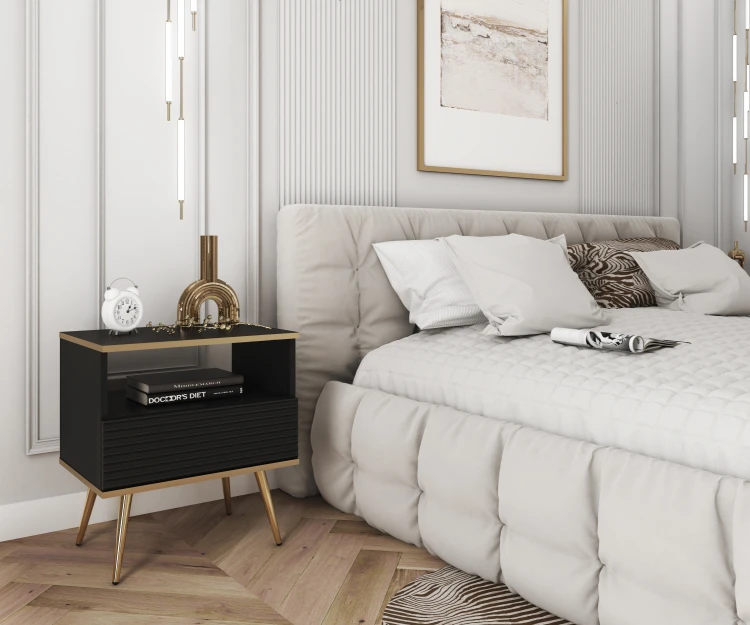 Czarna szafka nocna Oro S54 MDF w luksusowej sypialni glamour, obok łóżka tapicerowanego, czarne i złote akcenty
