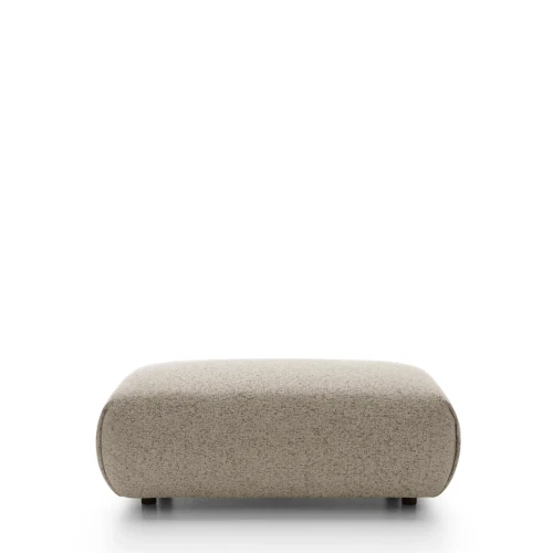 Szeroki puf Pocket Puente 16 w kolorze zimny beż prezentujący zaoblone kształty i nowoczesny design.