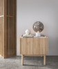 Aranżacja sypialni z łóżkiem i szafką nocną Boho S50 w stylu boho