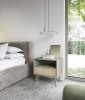Szafka nocna Forest S54 w nowoczesnej sypialni przy łóżku w stylu scandi