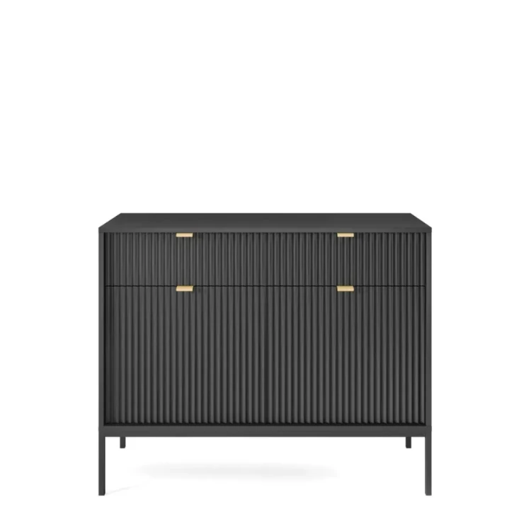 Szafka pod telewizor czarna Nova RTV154, widok z przodu, szerokość 154 cm, czarny matowy front i nowoczesne wysokie nóżki
